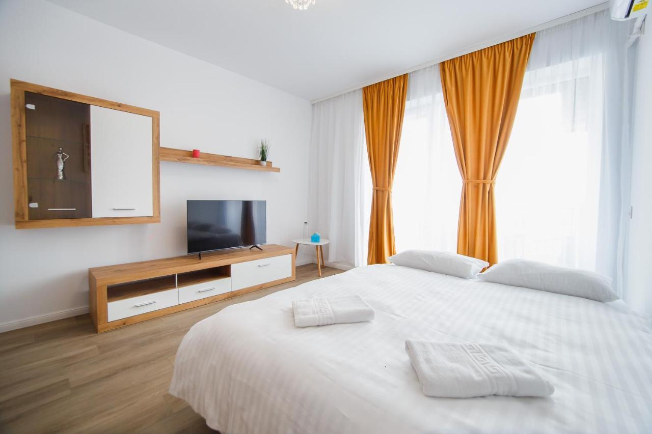 Apartamento Trio Orange Oradea Exterior foto